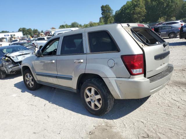 1J8GS48K18C166147 - 2008 JEEP GRAND CHER LAREDO BEIGE photo 2