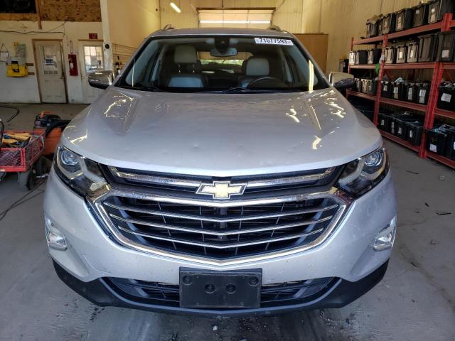 2GNAXWEX7J6330579 - 2018 CHEVROLET EQUINOX PREMIER SILVER photo 5