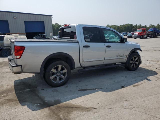 1N6AA0EC7FN511346 - 2015 NISSAN TITAN S 银色 照片 3