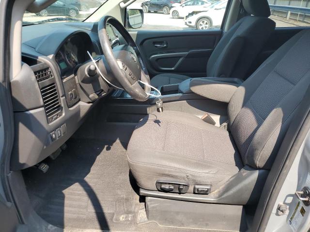 1N6AA0EC7FN511346 - 2015 NISSAN TITAN S 银色 照片 7