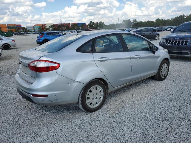 3FADP4AJ2JM126215 - 2018 FORD FIESTA S 银色 照片 3