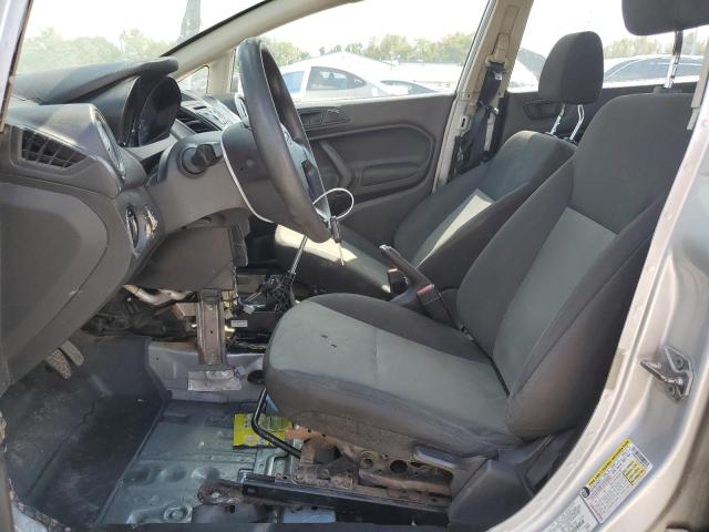 3FADP4AJ2JM126215 - 2018 FORD FIESTA S 银色 照片 7