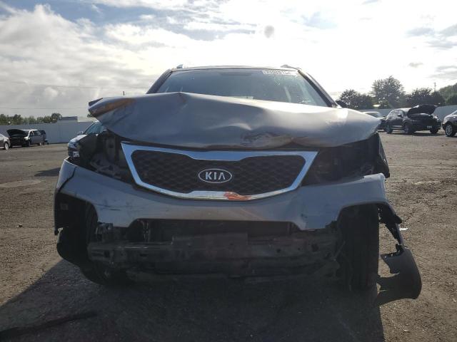 5XYKUDA2XBG037736 - 2011 KIA SORENTO EX GRAY photo 5