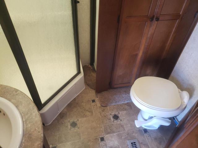 5SFEB3424BE231094 - 2011 HEART LAND PROWLER 白色 照片 6