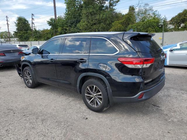 5TDJZRFH1JS907057 - 2018 TOYOTA HIGHLANDER SE Қара фото 2