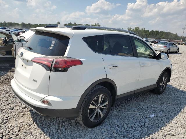 JTMWFREV9HD103746 - 2017 TOYOTA RAV4 XLE WHITE photo 3