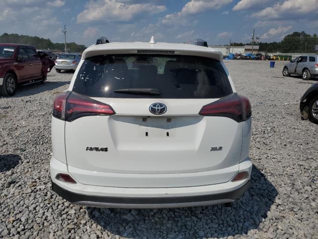 JTMWFREV9HD103746 - 2017 TOYOTA RAV4 XLE WHITE photo 6