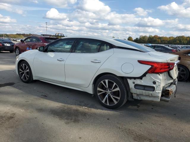 1N4AA6AP8GC449621 - 2016 NISSAN MAXIMA 3.5S WHITE photo 2