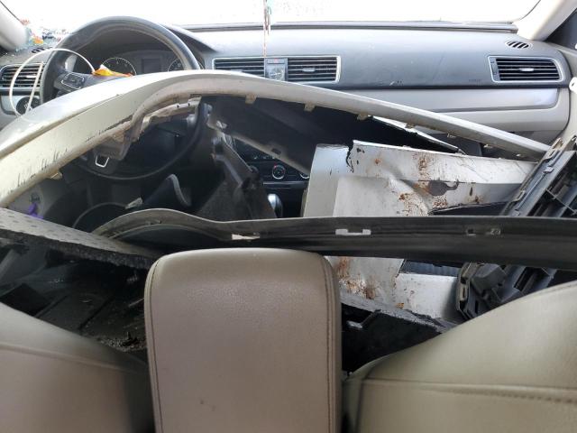 1VWAS7A32FC029536 - 2015 VOLKSWAGEN PASSAT S SILVER photo 8