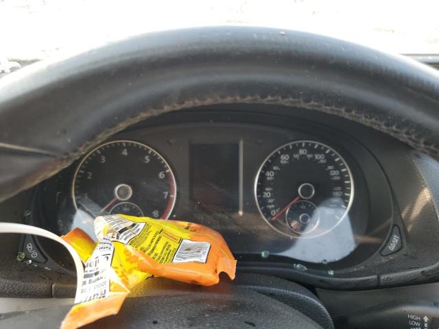 1VWAS7A32FC029536 - 2015 VOLKSWAGEN PASSAT S SILVER photo 9