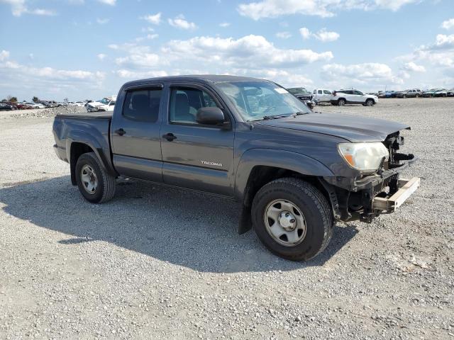5TFLU4EN3DX069209 - 2013 TOYOTA TACOMA DOUBLE CAB GRAY photo 4