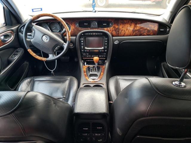 SAJWA71B68SH22559 - 2008 JAGUAR XJ8 BLACK photo 8