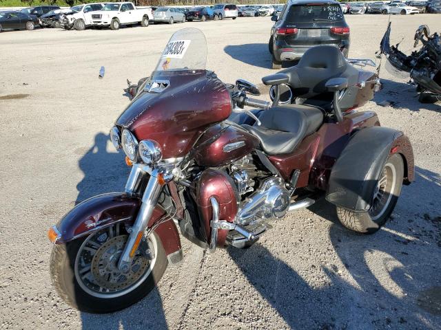 1HD1MAF11KB850675 - 2019 HARLEY-DAVIDSON FLHTCUTG MAROON photo 2