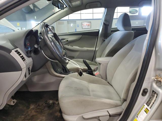 2T1BU4EE5DC958572 - 2013 TOYOTA COROLLA BASE SILVER photo 7