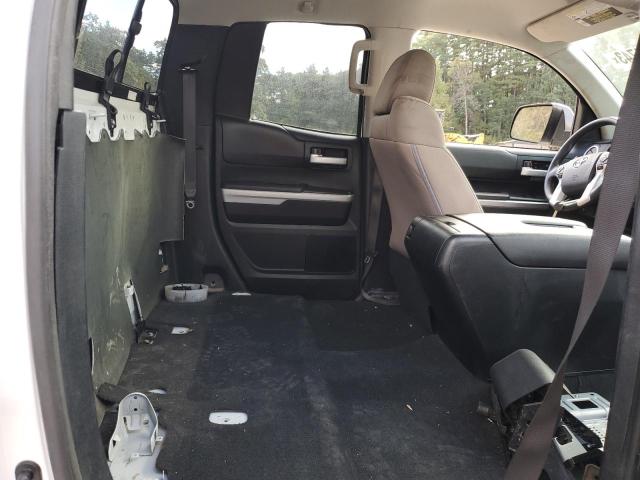 5TFRM5F11EX073210 - 2014 TOYOTA TUNDRA DOUBLE CAB SR/SR5 WHITE photo 10