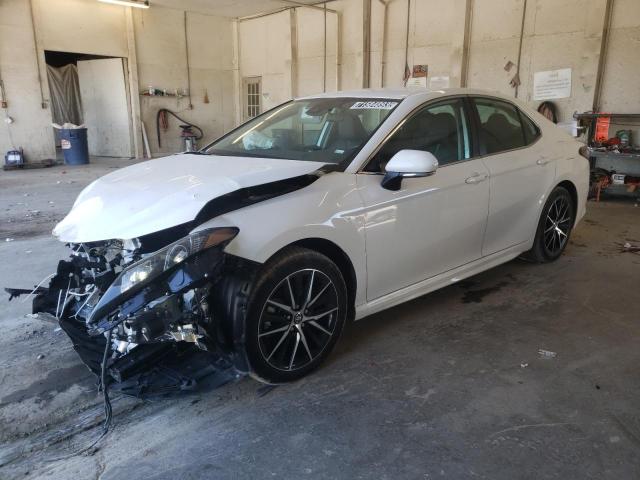 4T1G11AK4PU779774 - 2023 TOYOTA CAMRY SE NIGHT SHADE WHITE photo 1