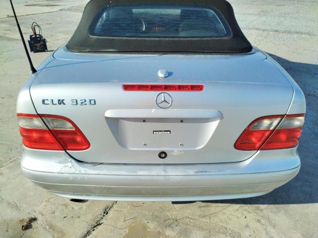 WDBLK65G53T135086 - 2003 MERCEDES-BENZ CLK 320 SILVER photo 10