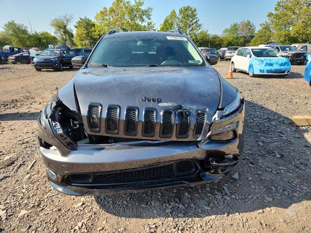 1C4PJMCB2JD586663 - 2018 JEEP CHEROKEE LATITUDE ნაცრისფერი ფოტო 5