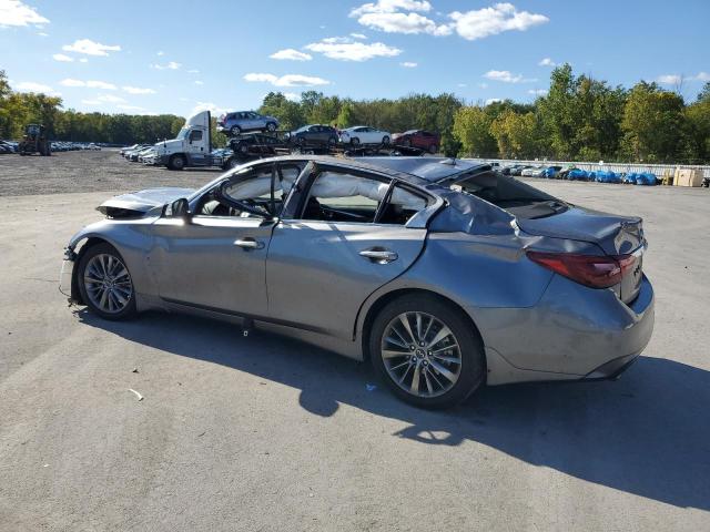JN1EV7AR9JM431639 - 2018 INFINITI Q50 LUXE GRAY photo 2