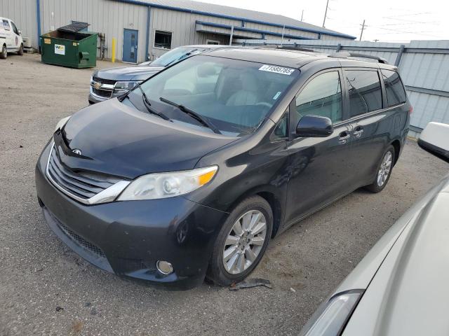 2013 TOYOTA SIENNA XLE, 