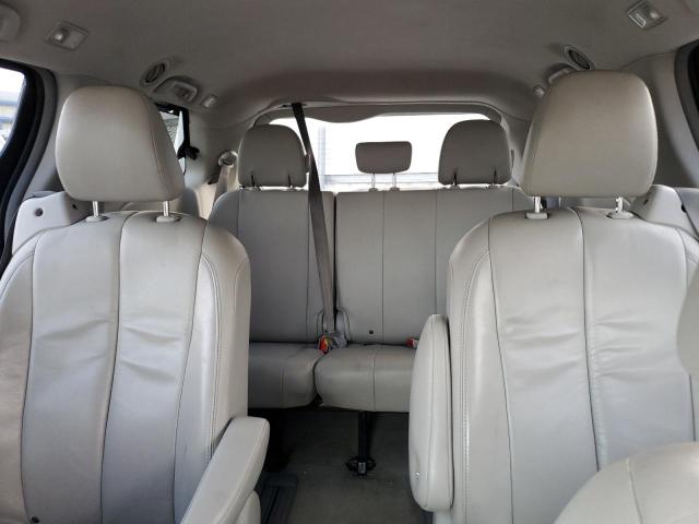 5TDDK3DC2DS052069 - 2013 TOYOTA SIENNA XLE შავი ფოტო 10