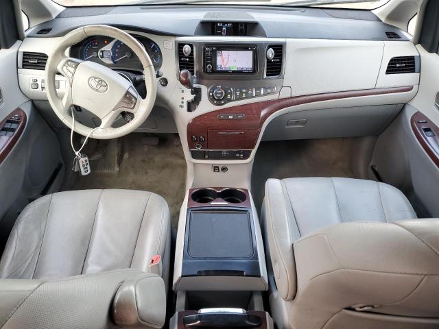 5TDDK3DC2DS052069 - 2013 TOYOTA SIENNA XLE შავი ფოტო 8