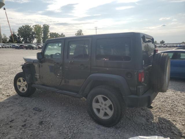 1C4BJWDGXFL726973 - 2015 JEEP WRANGLER U SPORT GREEN photo 2