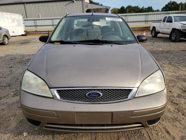 1FAHP34N95W292697 - 2005 FORD FOCUS ZX4 TAN photo 5