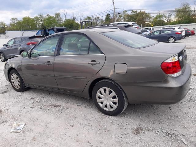 4T1BE32K55U572932 - 2005 TOYOTA CAMRY LE GRAY photo 2