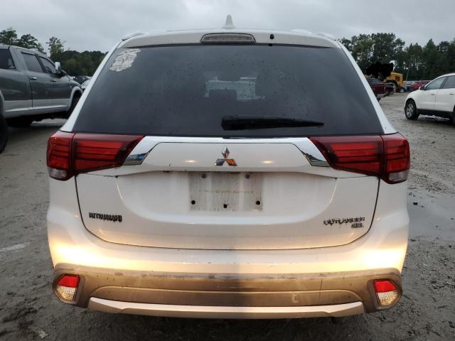 JA4AD3A36JZ009280 - 2018 MITSUBISHI OUTLANDER SE WHITE photo 6