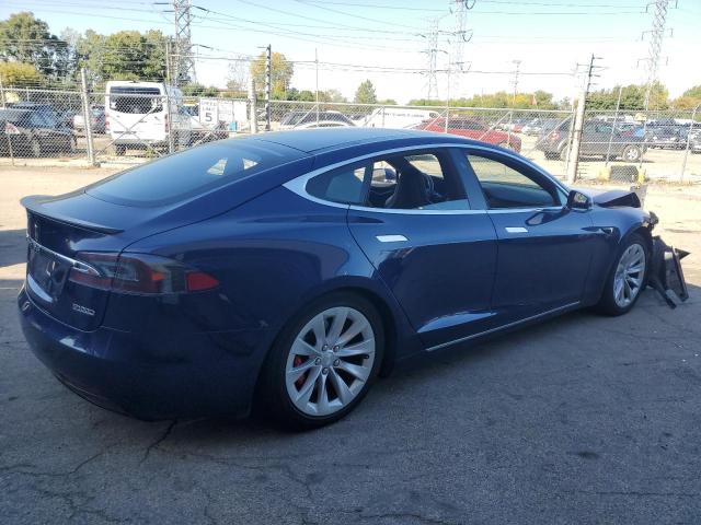 5YJSA1E44JF268625 - 2018 TESLA MODEL S ლურჯი ფოტო 3