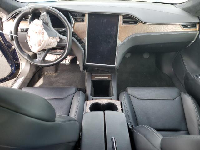 5YJSA1E44JF268625 - 2018 TESLA MODEL S ლურჯი ფოტო 8