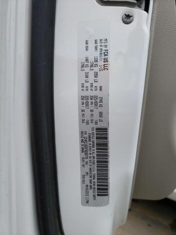 2C4RC1BG5FR698778 - 2015 CHRYSLER TOWN & COU TOURING 白色 照片 13