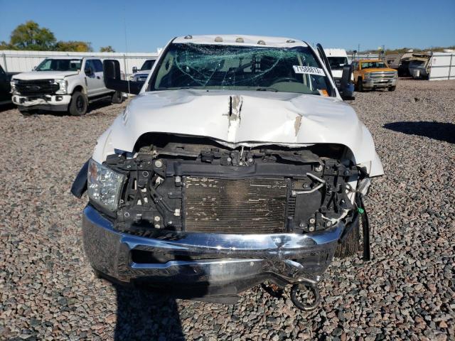 3C7WDNFL8CG248772 - 2012 DODGE RAM 5500 ST WHITE photo 5