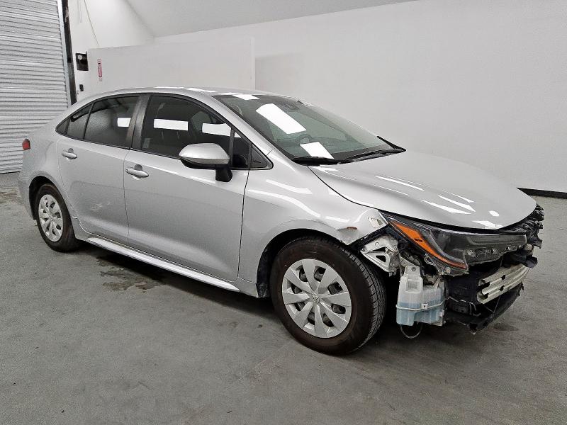 JTDDPRAEXLJ099694 - 2020 TOYOTA COROLLA L SILVER photo 4