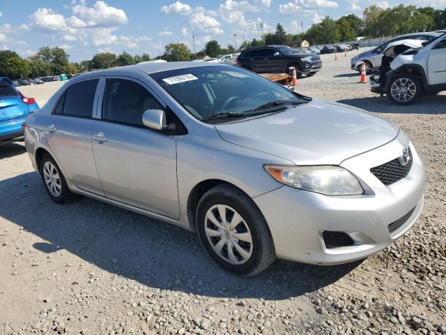 1NXBU4EE8AZ340348 - 2010 TOYOTA COROLLA BASE Gümüş foto 4