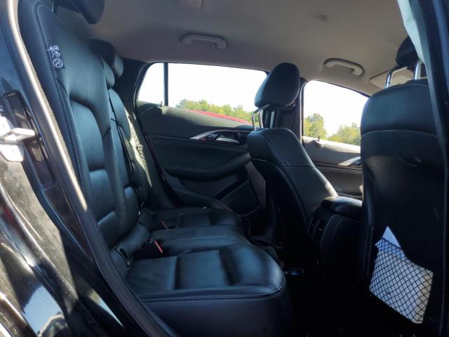 SJKCH5CR2JA056334 - 2018 INFINITI QX30 BASE Черный фото 10