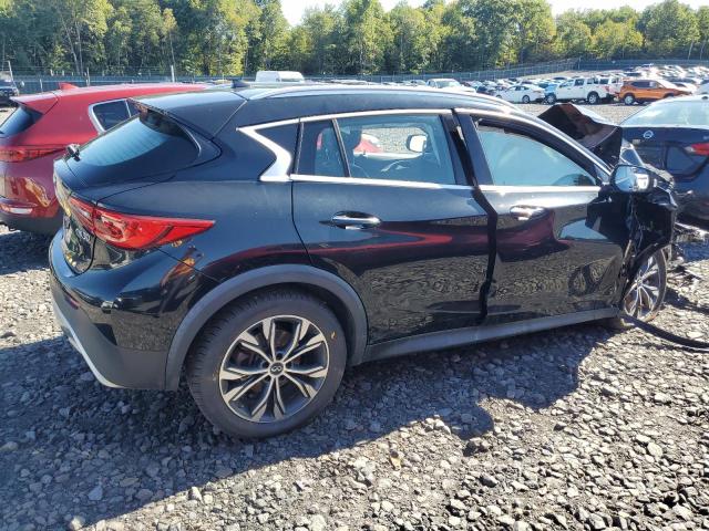 SJKCH5CR2JA056334 - 2018 INFINITI QX30 BASE Черный фото 3
