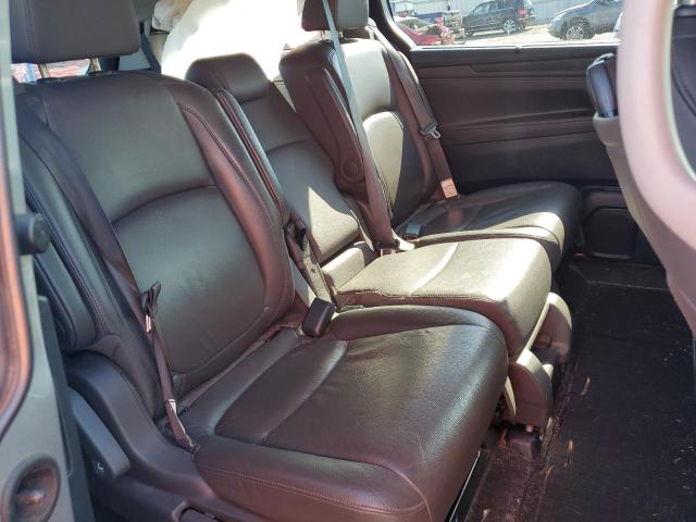 5FNRL6H72JB054924 - 2018 HONDA ODYSSEY EXL Srebrny zdjęcie 11