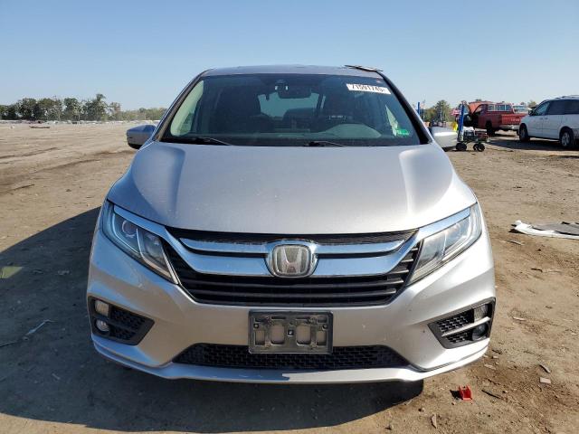 5FNRL6H72JB054924 - 2018 HONDA ODYSSEY EXL Srebrny zdjęcie 5