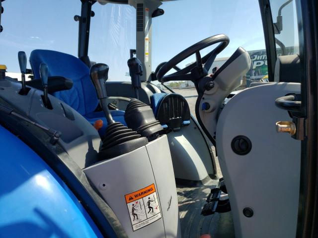 F5DF14131 - 2013 NLFZ TRACTOR BLUE photo 5