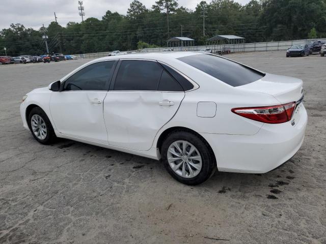 4T1BF1FKXHU279320 - 2017 TOYOTA CAMRY LE WHITE photo 2
