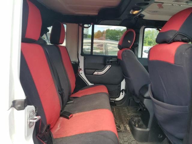 1C4BJWEG6HL552563 - 2017 JEEP WRANGLER U SAHARA WHITE photo 11