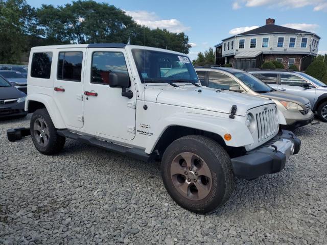 1C4BJWEG6HL552563 - 2017 JEEP WRANGLER U SAHARA WHITE photo 4