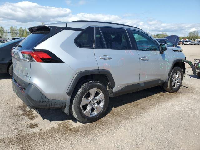 2T3BWRFV1NW142844 - 2022 TOYOTA RAV4 LE SILVER photo 3