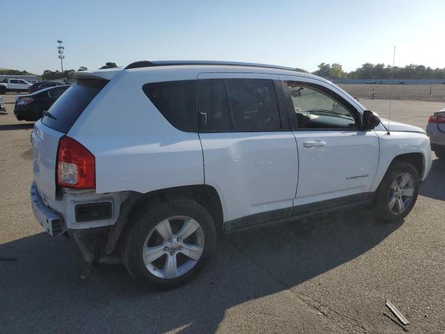 1J4NT1FB4BD253162 - 2011 JEEP COMPASS SPORT Weiß Foto 3