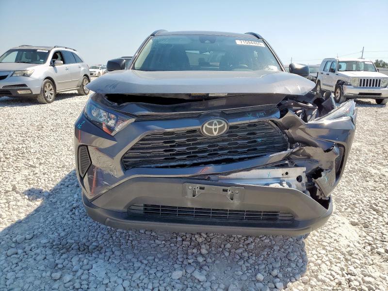 2T3H1RFV6KW002261 - 2019 TOYOTA RAV4 LE CHARCOAL photo 5