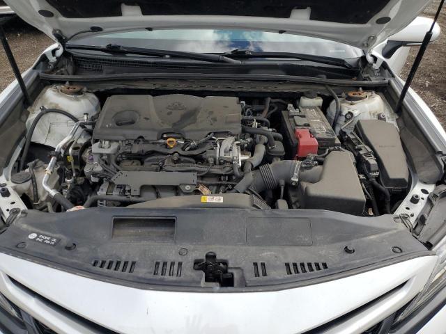 4T1B61HKXJU133034 - 2018 TOYOTA CAMRY XSE WHITE photo 11