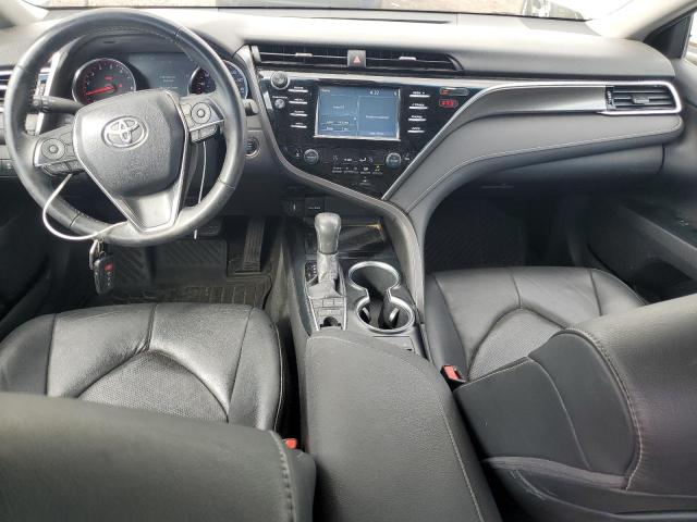 4T1B61HKXJU133034 - 2018 TOYOTA CAMRY XSE WHITE photo 8