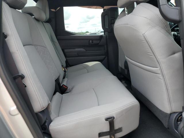 3TYLB5JNXRT060204 - 2024 TOYOTA TACOMA DOUBLE CAB SILVER photo 10